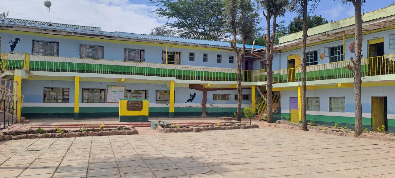 THE RETURN OF BRAN-DEN JUNIOR SCHOOL